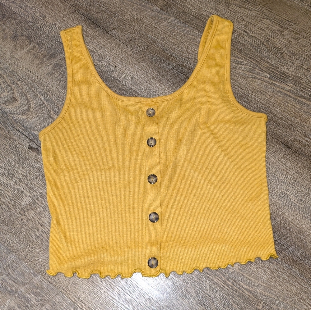 Cropped yellow shirt